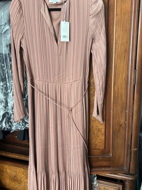 Vince Pleated satin Midi Dress in salmon